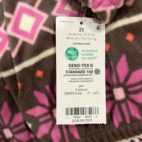 Carter’s 2-Piece Fair Isle Fleece Pullover & Legging Set- NEW WITH TAGS, size 2T - Picture 2 of 7